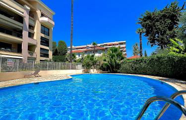 Appartement moderne climatisé avec piscine, terrasse et parking - Proche Promenade des Anglais - Foto 1