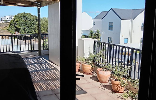 Relax in Style at Ndigo Blue, Langebaan's Coziest Holiday Home - Foto 10