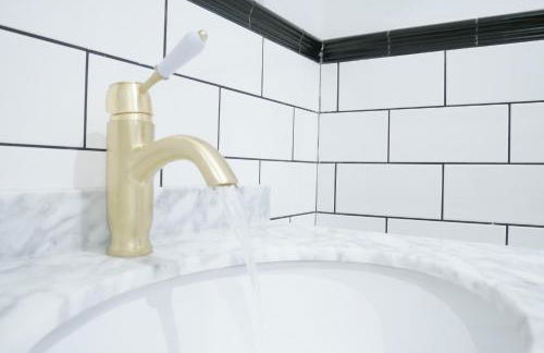 Sunset View, 2 bedrooms in the heart of Holt with parking - Foto 23