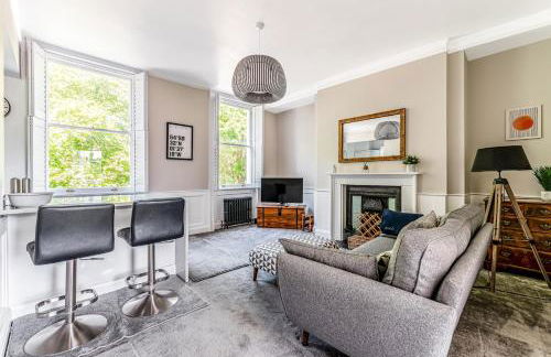 Luxury Converted Victorian Flat in Leafy Highbury - Pass the Keys - Foto 6