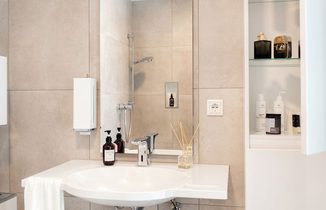 MOONLIVING Boutique Apartments - Photo 39