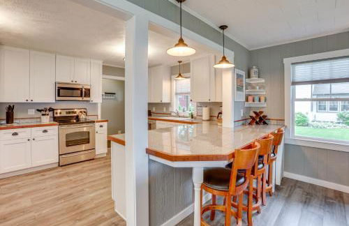 Bring Your Boat! Little Traverse Lake Getaway - Foto 6