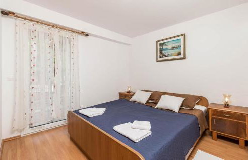 2 Bedroom Cozy Home In Jurdani - Foto 20