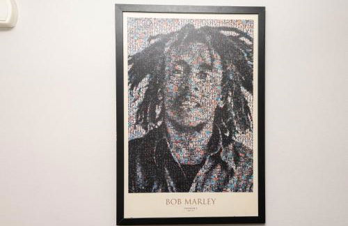 Lovely 3BR Apt With Balcony And Rooftop Pool Plus Views - Foto 35