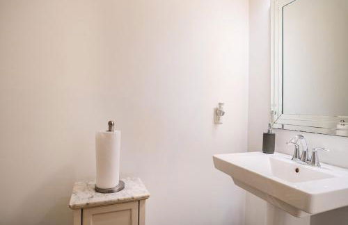 Welcome to Your Home Away From Home - Foto 20