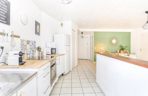 Cosy T2 à 100m de la Gare, parking gratuit, WiFi Fibre pour 4 personnes - Foto 11