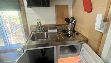 Tiny one house at Yosemite Gateway - Foto 3, stove, pet friendly