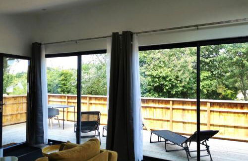 Appartement dans maison d'architecte avec terrasse - Photo 14
