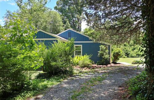 Dog Friendly Lakeside Escape with Hammock and Fire Pit - Foto 51