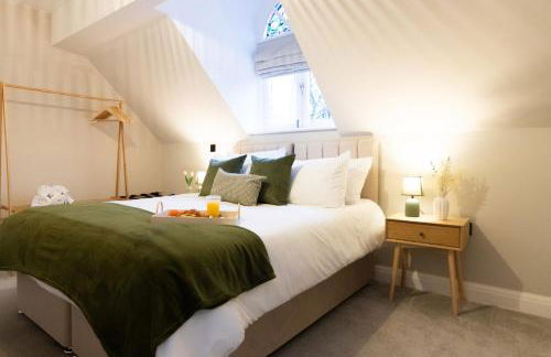 Luxury 2 BD with Free Parking & WIFI, Near Train Station and Stockport Hospital - Foto 2