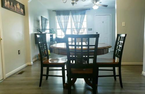 Private Duplex Near BWI Easy Access to I95 - Foto 22