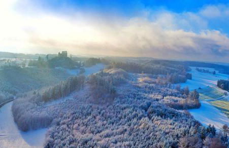 Apartment im Luftkurort Kißlegg, frisch renoviert, Balkon, Boxspringbetten, SmartTV, Playstation, Kaffevollautomat, ruhig, familienfreundlich - Foto 14