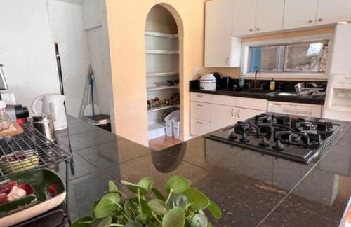 3 Bedroom - Awesome Views, Light, Deck - Foto 10