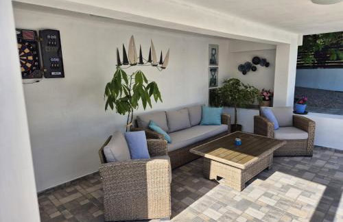 Family friendly house with a swimming pool Vrpolje, Sibenik - 24345 - Photo 15