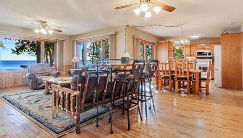 Dog Friendly Leech Lake Home w Perfect Beach Garage Boat Lift - Foto 5