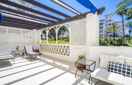 Apartamento de 2 dormitorios en Las Gaviotas - Puerto Banús - Photo 18