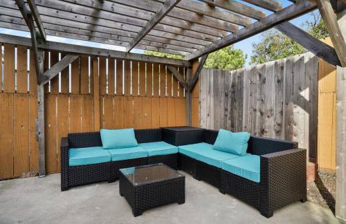 Spacious 5BR Coastal Retreat - 8 Beds Beach & Golf - Old - Photo 35