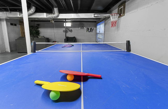 The Waterfront - Waterslide Game Room Sleeps 26 - Foto 1