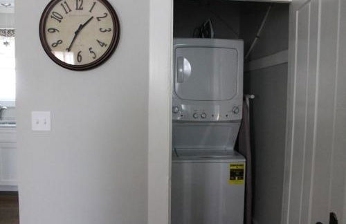 New One Bedroom Apartment Near Lake Winnipesaukee - Photo 9