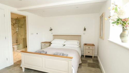 The Coach House - Photo 3