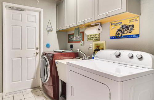 4 Mi to Beach Sunny Seminole Home with Pool - Photo 20