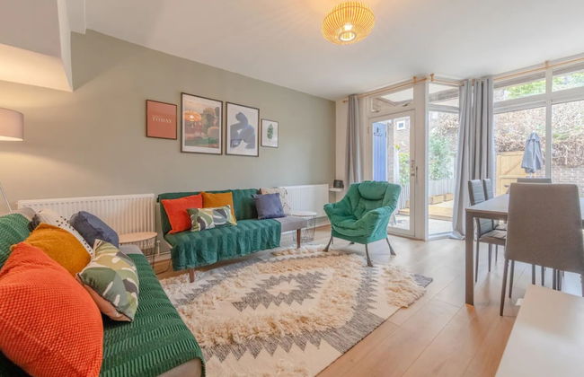 Central 3 Bedroom House With Garden - Foto 28