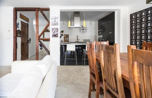 Duplex with terrace in Alfama, Central Lisbon - Photo 14