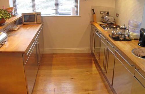 Tick Tock Cottage - Photo 4