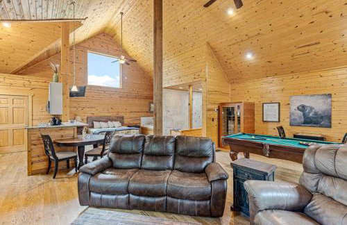 Cabin For Two Near Helen w Spa Amenities - Foto 9