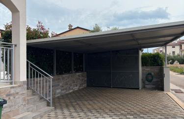 Villa Silver Novigrad with private pool - Photo 79