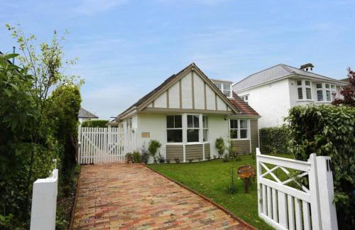 BRIARDENE AT BROADLANDS by BOURNECOAST - A Beautiful Large Family Home with a Garden and Parking in a Popular Area - HB7352 - Foto 31