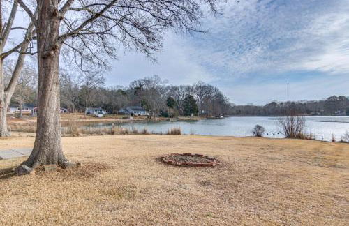 Bring Your Pup! Waterfront Cedar Pines Getaway - Foto 23