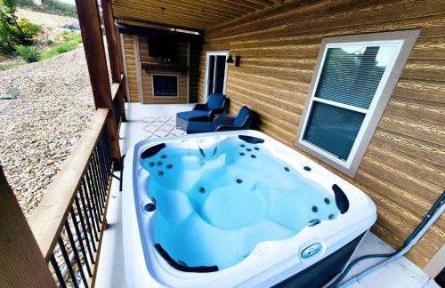 High Cliff Cabin + Private Hot tub at Table Rock Lake - Foto 68