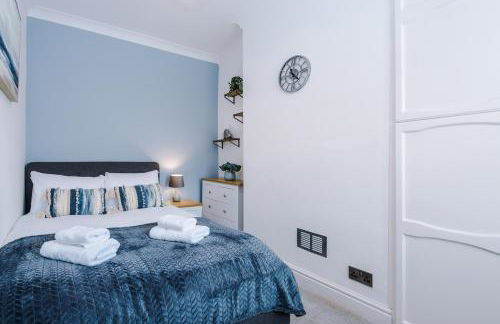 Phillip House - Photo 25