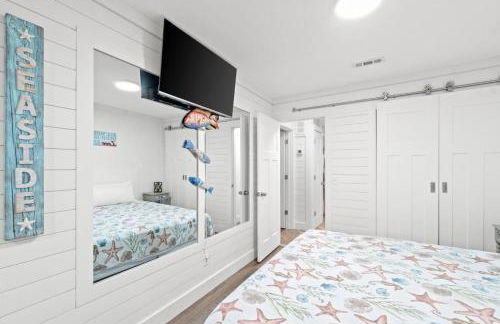 Spacious Dog-Friendly Unit with Game Room & Private Yard, Walk to East PCB Beach - Foto 21