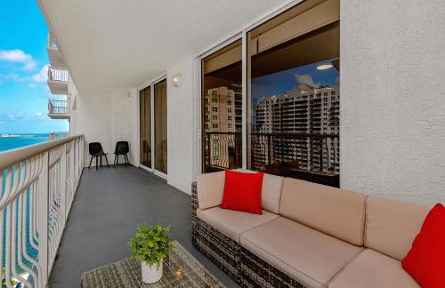 Lovely condo with city & ocean views. Sleep up to 6 people! - Foto 26
