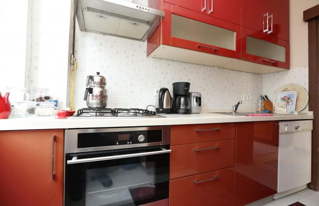 Flat With Two Living Rooms and Balcony in Uskudar - Foto 16