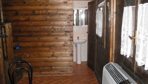 Comfortable Chalet in Giarola with Mountain View - Foto 5