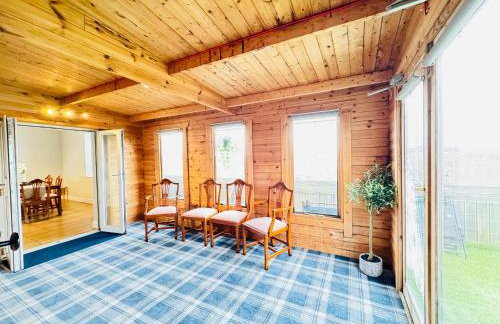 Top Floor Apartment with Castle Views - Foto 41