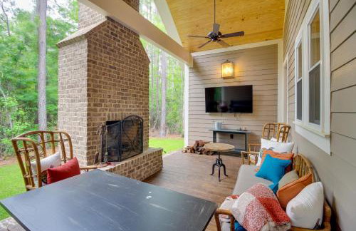 Spacious Midway Cottage with Porches, Near Hunting! - Foto 32