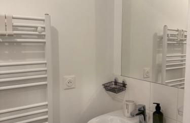 Le Cézanne - Paris et Aéroport CDG 20min - Balcon - Foto 17