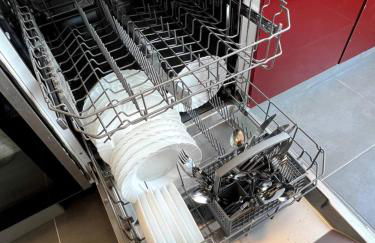 PARIS-MONTROUGE Magnifique Studio Appartement de 35m2 - très cosy pour 1 à 6 personnes refait à neuf - ENTIRE APARTMENT LUXIRIOUS AND WARM - Montrouge Paris 14ème - Proche Aéroport Orly & Parc Expositions Porte de Versailles FREE WIFI GRATUIT - Foto 34