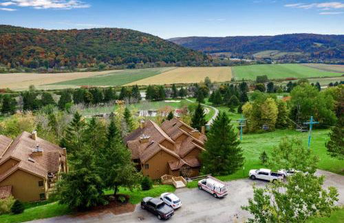 Renovated Ski In Out Condo King Bed Patio Grill - Foto 43