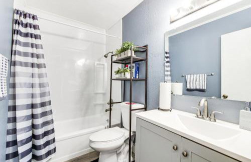 11 Mi to Kincaid Park Convenient and Cozy Apt! - Photo 15