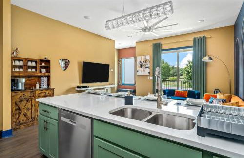 Chic Oasis 2 miles from DT - Pool table - B-Dashy - Foto 10