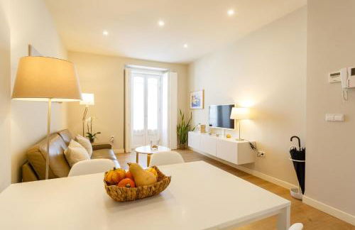 Diseño y confort junto a la catedral - Foto 14