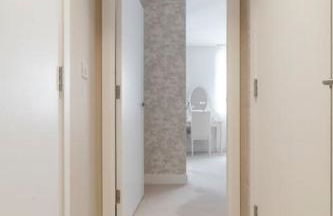 Lovely En-suite Flat with Balcony and Parking. - Foto 16