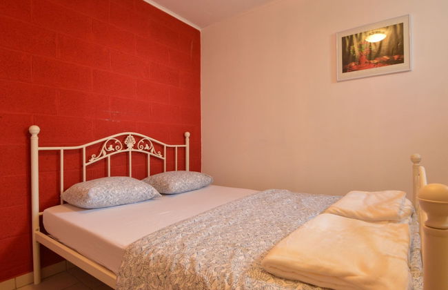 Group House With 3 Apartment for Family - Foto 7