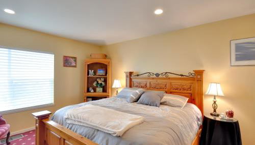 Waterfront Oregon Abode with Balcony and Ocean Views! - Foto 4