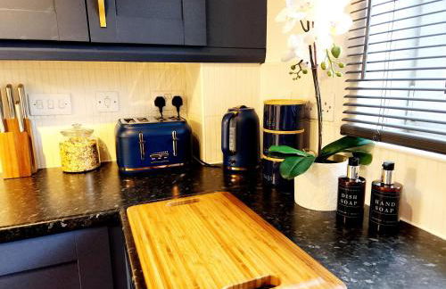 Modern Home2Home - Easy Centre Access & Free Parking - Foto 36